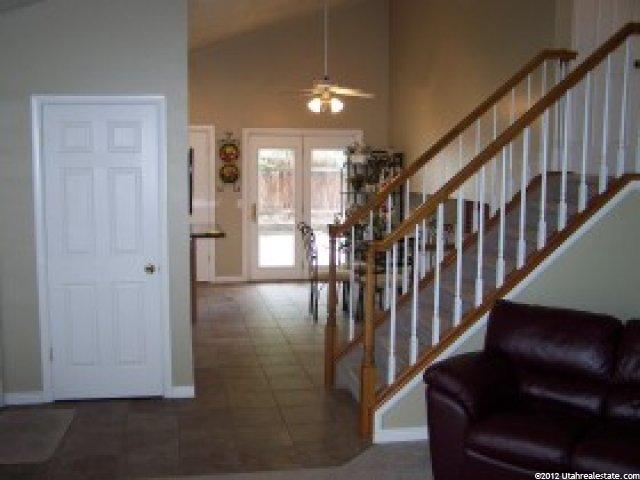 1274 E Spring Ridge Dr, Sandy, UT 84094 — photo 2