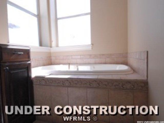 3883 Highland Ct, Bountiful, UT 84010 — photo 8