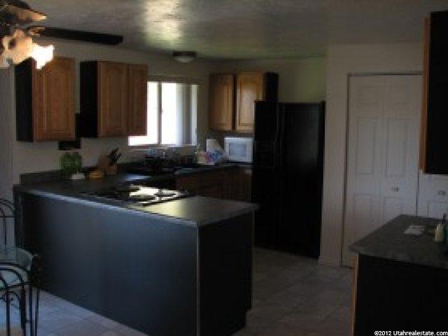 908 W 4400 S, Riverdale, UT 84405 — photo 3