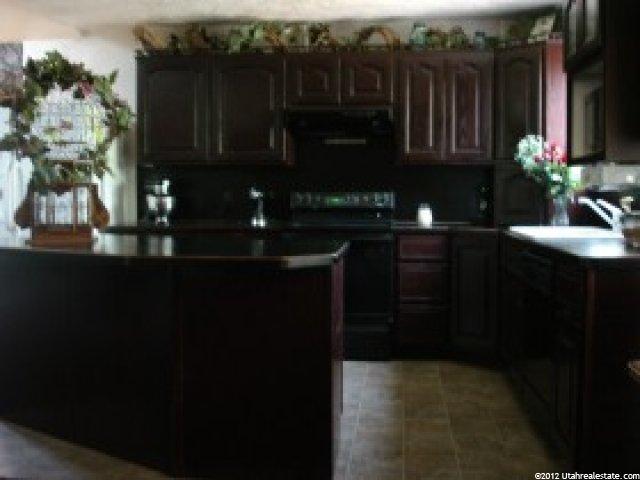 1731 N 2700 W, Clinton, UT 84015 — photo 3