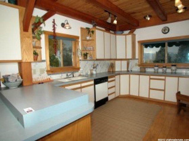 124 S 400 E, Hyde Park, UT 84318 — photo 2