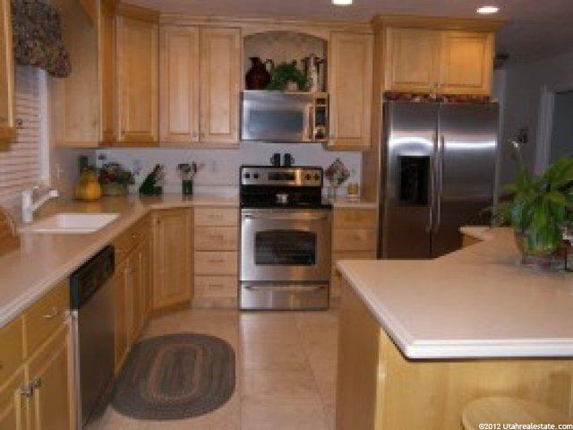 367 E North Canyon Rd, Bountiful, UT 84010 — photo 11