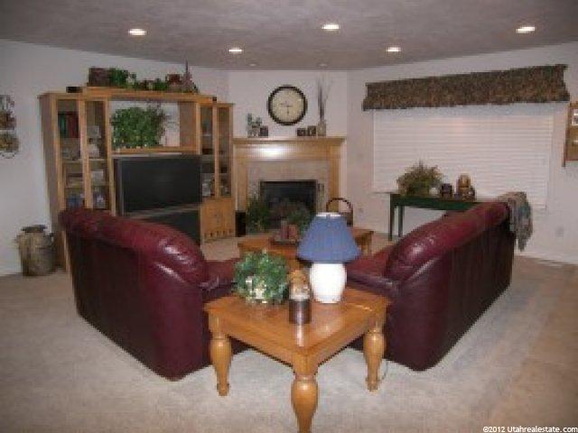367 E North Canyon Rd, Bountiful, UT 84010 — photo 2