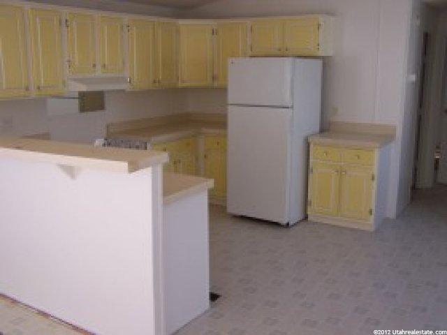 75 W 250 N #44, Clearfield, UT 84015 — photo 2