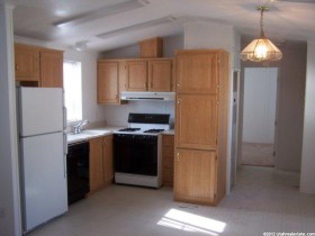 75 W 250 N #41, Clearfield, UT 84015 — photo 2