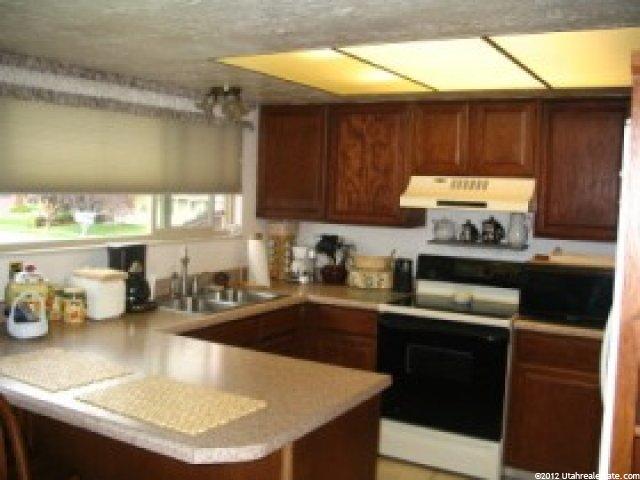 5668 S 3975 W, Roy, UT 84067 — photo 4