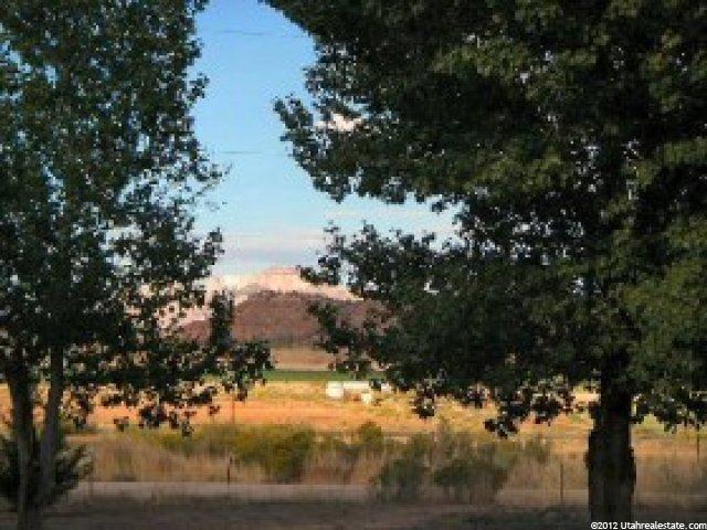 3880 S Apple Valley Dr, Apple Valley, UT 84737 — photo 5