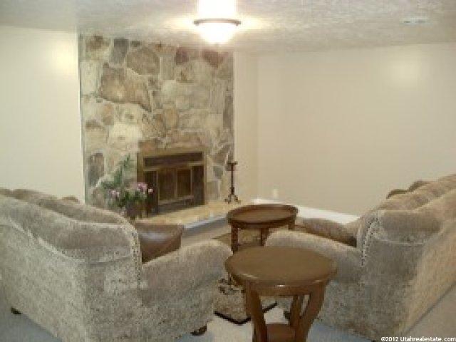 728 S 850 E, Centerville, UT 84014 — photo 4