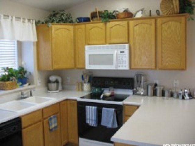 127 S 300 W, Clearfield, UT 84015 — photo 2