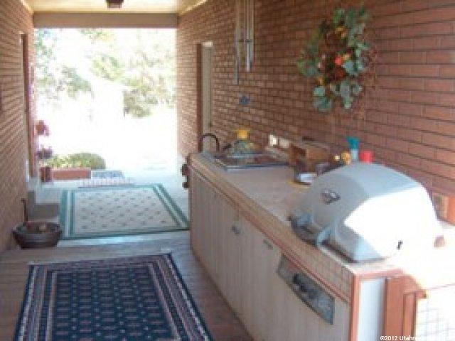 782 W 4050 N, Pleasant View, UT 84414 — photo 8