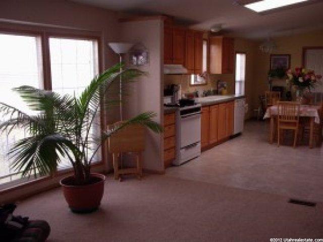 555 E Cannibal Rd, Cove, UT 84320 — photo 6