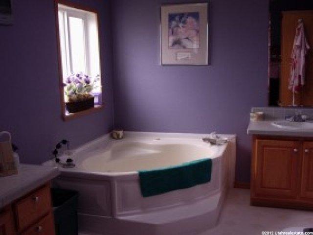 555 E Cannibal Rd, Cove, UT 84320 — photo 9