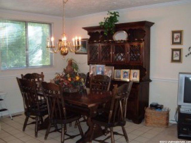 399 S Brentwood Ln E, Bountiful, UT 84010 — photo 4