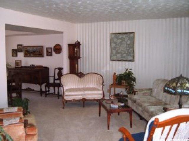 763 N 400 W, Centerville, UT 84014 — photo 2