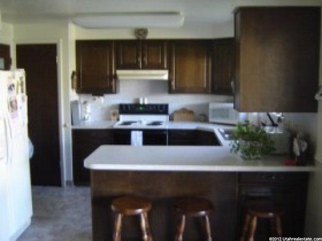 1395 E Cherry Ln, Layton, UT 84040 — photo 2