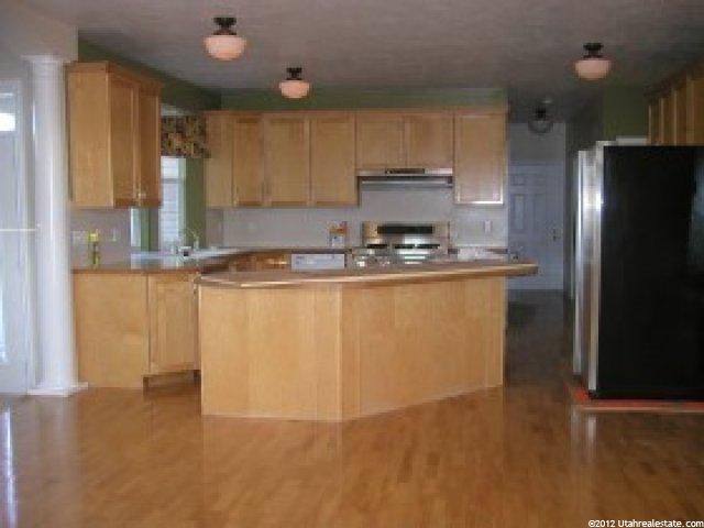 860 W 2225 S, Syracuse, UT 84075 — photo 4