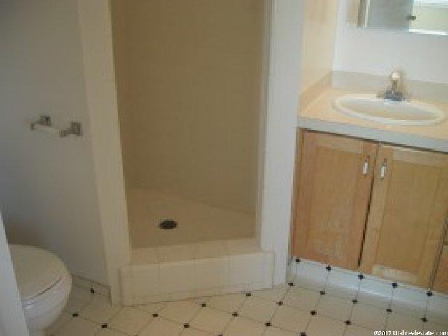 860 W 2225 S, Syracuse, UT 84075 — photo 7