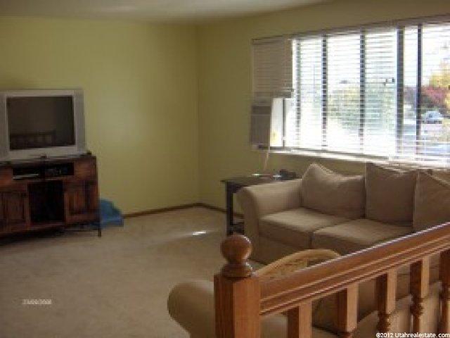 3324 S Bluff Dr, Syracuse, UT 84075 — photo 2