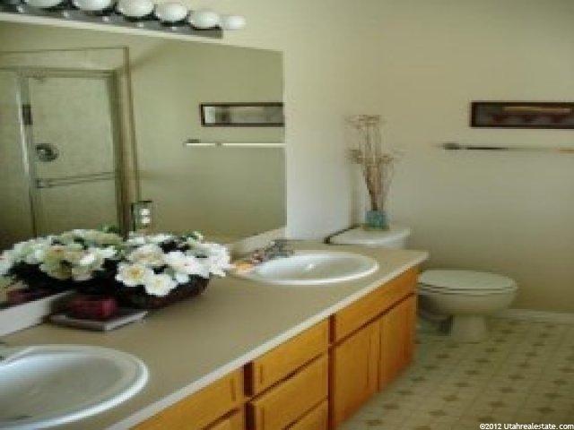 2579 W 2725 N, Farr West, UT 84404 — photo 12