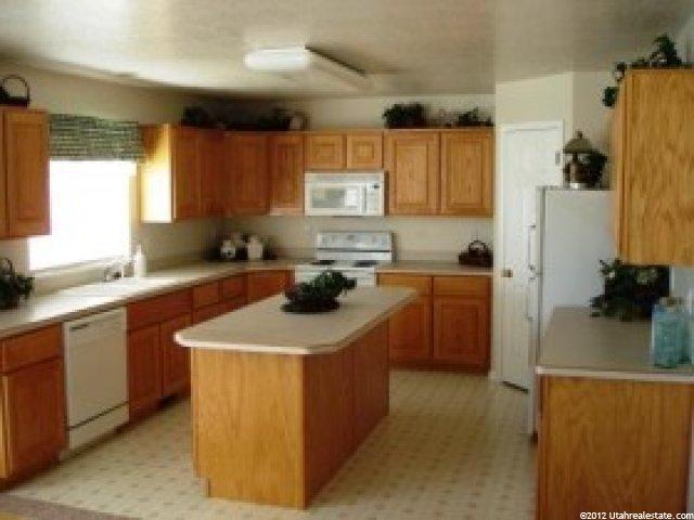 2579 W 2725 N, Farr West, UT 84404 — photo 4