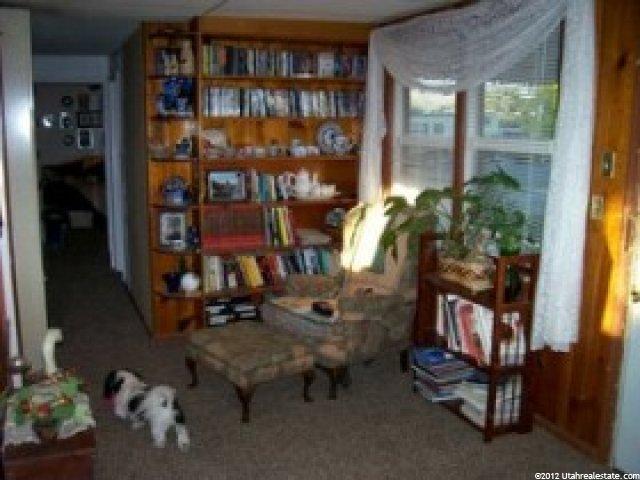 254 S Center St, Delta, UT 84624 — photo 2