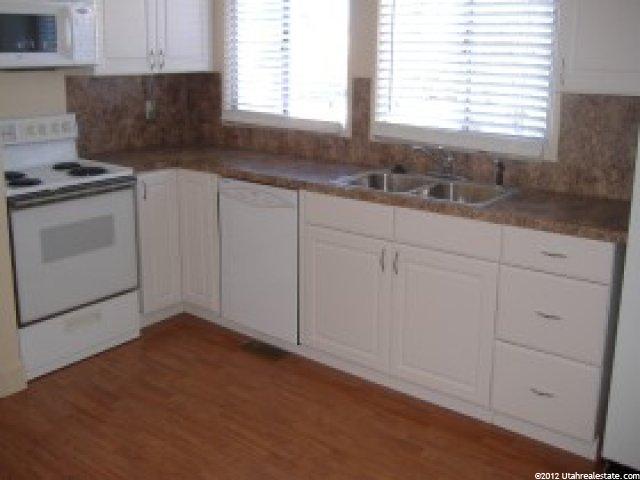 4639 S 300 E, Washington Terrace, UT 84405 — photo 6
