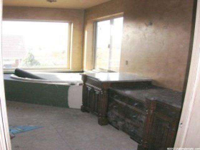 726 Emerald Oaks Dr, Farmington, UT 84025 — photo 8
