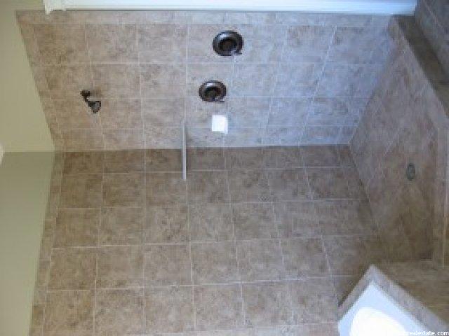 140 N 3425 W, Layton, UT 84041 — photo 7