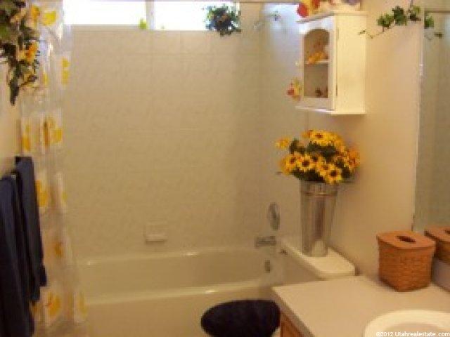 1949 N 2475 W, Clinton, UT 84015 — photo 9