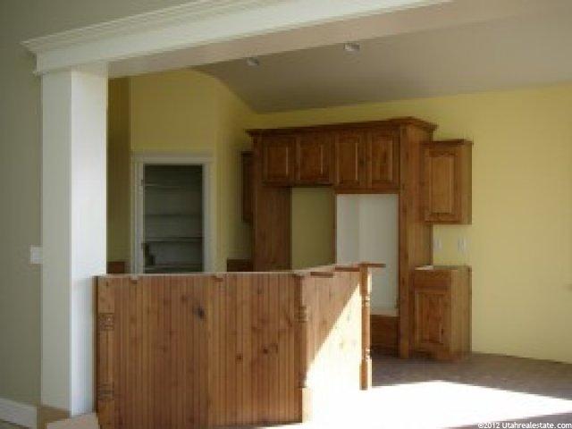 565 Pleasant View Dr, Kaysville, UT 84037 — photo 4