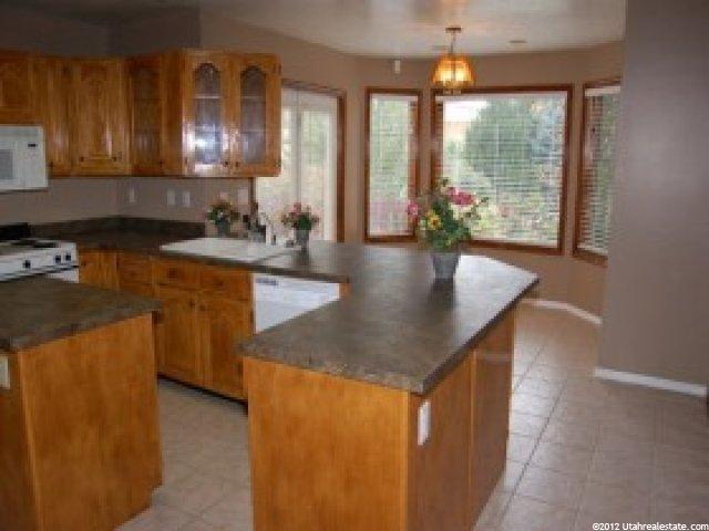 1818 Glider Ln, Sandy, UT 84093 — photo 3
