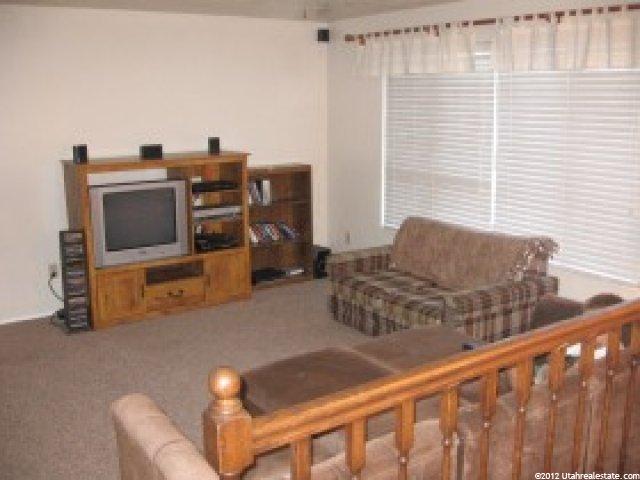160 E 1950 S, Clearfield, UT 84015 — photo 2