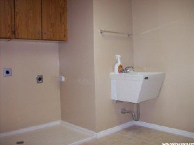 2438 E 2250 N, Layton, UT 84040 — photo 9