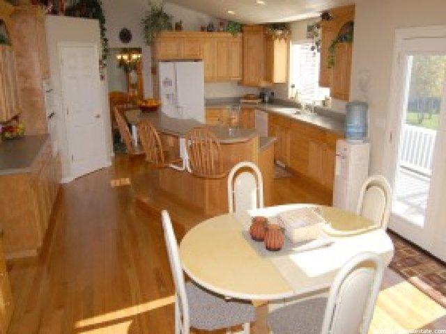728 E 1000 S, Kaysville, UT 84037 — photo 5