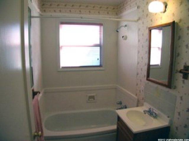 1223 Oak St, Ogden, UT 84401 — photo 4