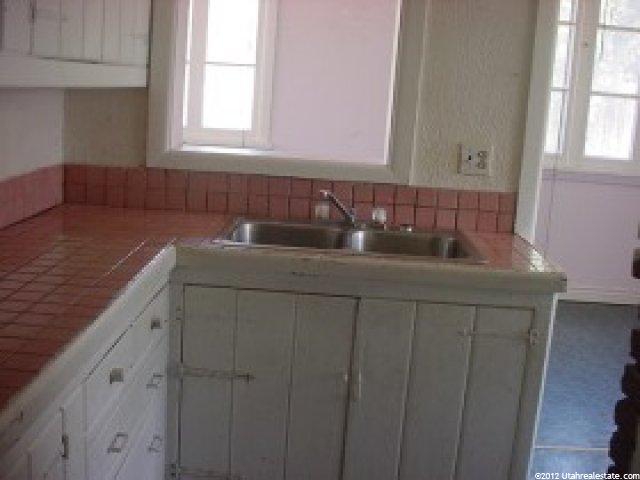 2952 Jefferson Ave, Ogden, UT 84403 — photo 3