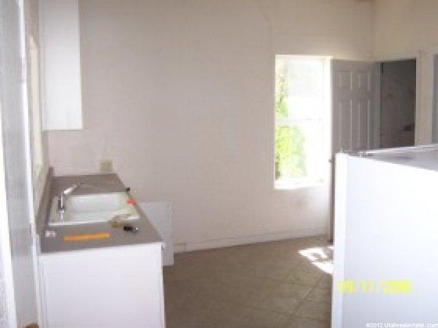 465 Doxey St, Ogden, UT 84403 — photo 3