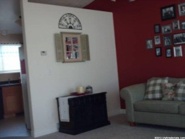 1392 N 870 W, Clinton, UT 84015 — photo 2