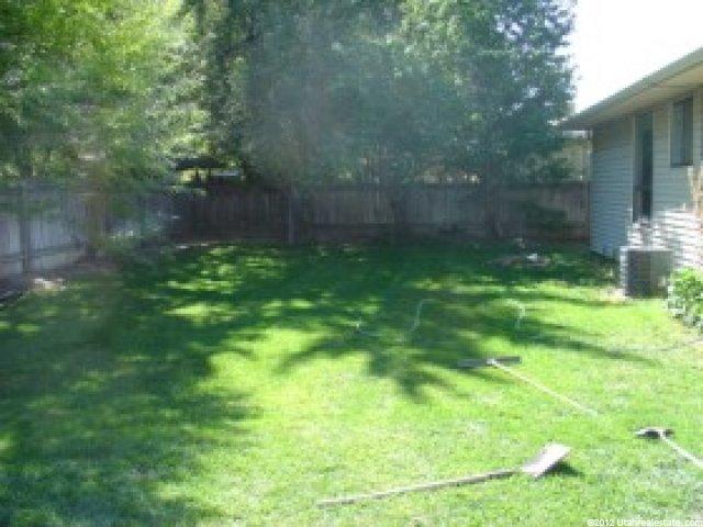 9883 Pinehurst Dr, Sandy, UT 84092 — photo 8
