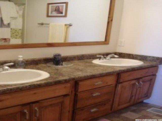2393 W 550 N, Vernal, UT 84078 — photo 5