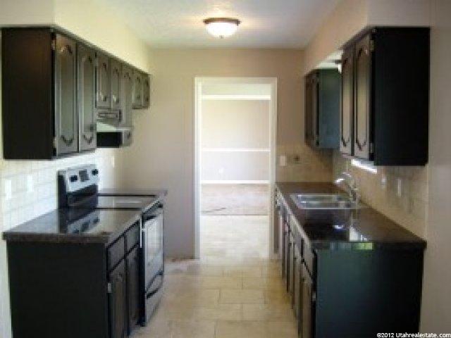 209 N 1500 E, Layton, UT 84040 — photo 5