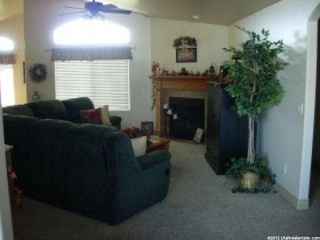2977 W 1010 N, Clinton, UT 84015 — photo 3