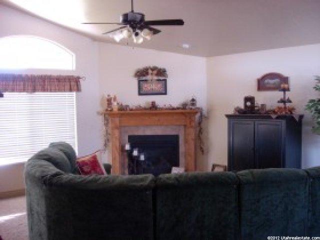 2977 W 1010 N, Clinton, UT 84015 — photo 6