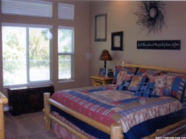 1226 N 2575 E, Layton, UT 84040 — photo 4