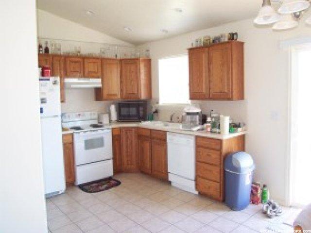 2037 W 1520 N, Clinton, UT 84015 — photo 2