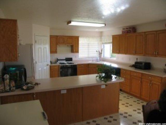 2035 E Candle Tree Cv S, Sandy, UT 84092 — photo 4