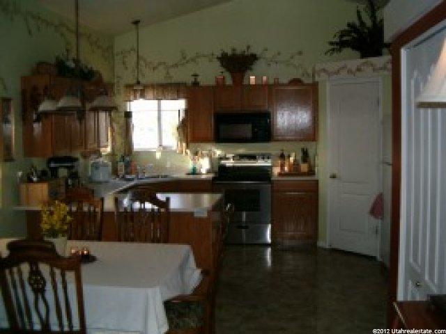 13936 S Haystack Peak Cir W, Riverton, UT 84096 — photo 2