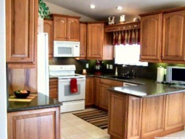 1636 W Cold River Dr, St. George, UT 84790 — photo 4