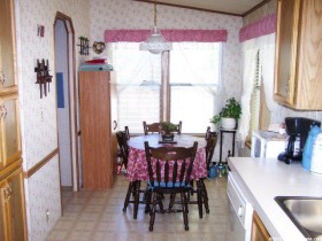 268 Eastgate Dr, Sandy, UT 84070 — photo 3