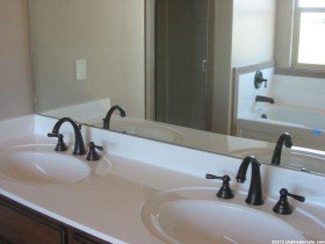 2336 W 900 N, Layton, UT 84041 — photo 4